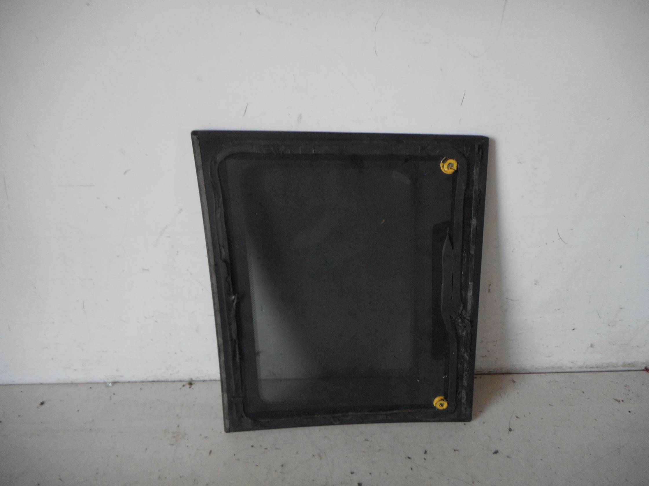 Fisso atermico parafango post. dx.